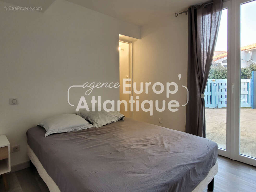 Maison à LES MATHES