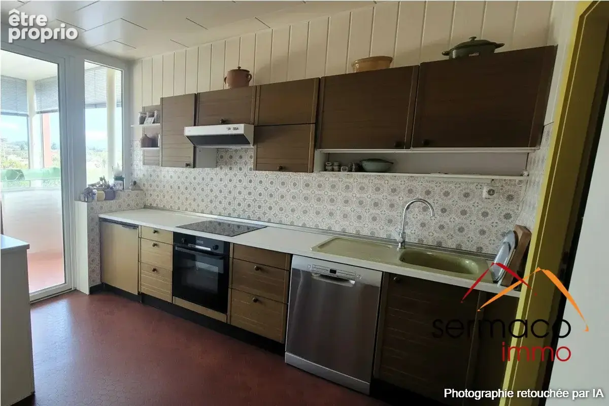 cuisine équipée avec cellier attenant
