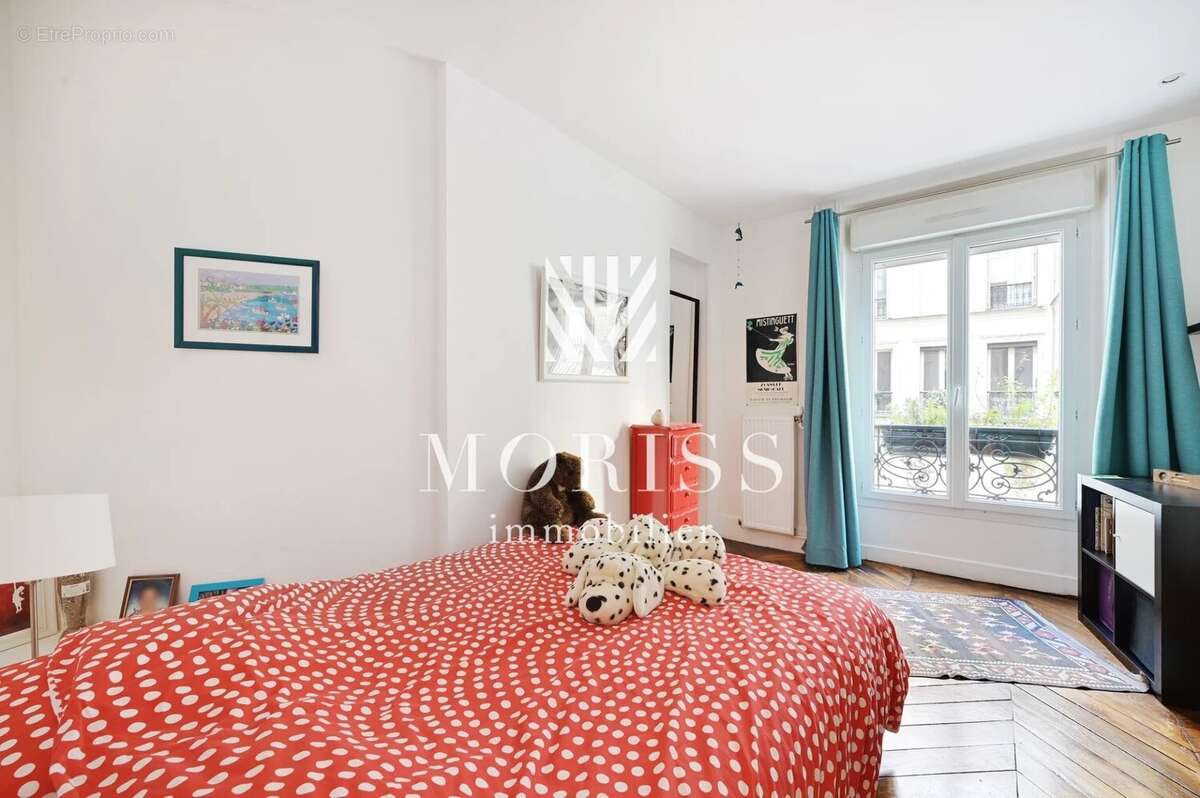 Appartement à PARIS-18E