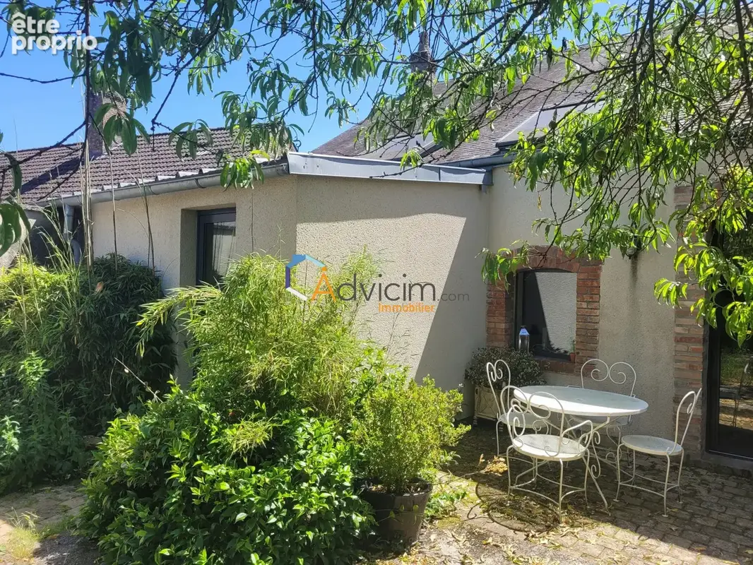 Maison 7 pièces 194 m² à vendre à Nancay (18330) - photo 2