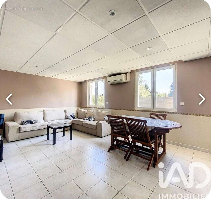 Photo 2 - Maison à COULOMMIERS