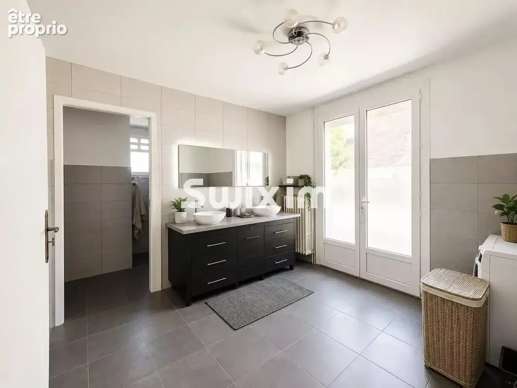 Maison 6 pièces 150 m² à vendre à Lons-Le-Saunier (39000) - photo 4