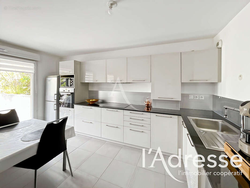 Appartement La Ciotat - 3 pièces - 67m2 - photo 3