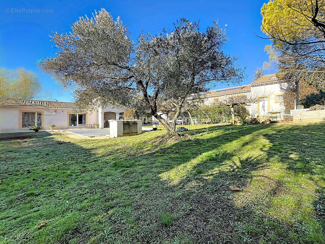 Maison à SUSSARGUES