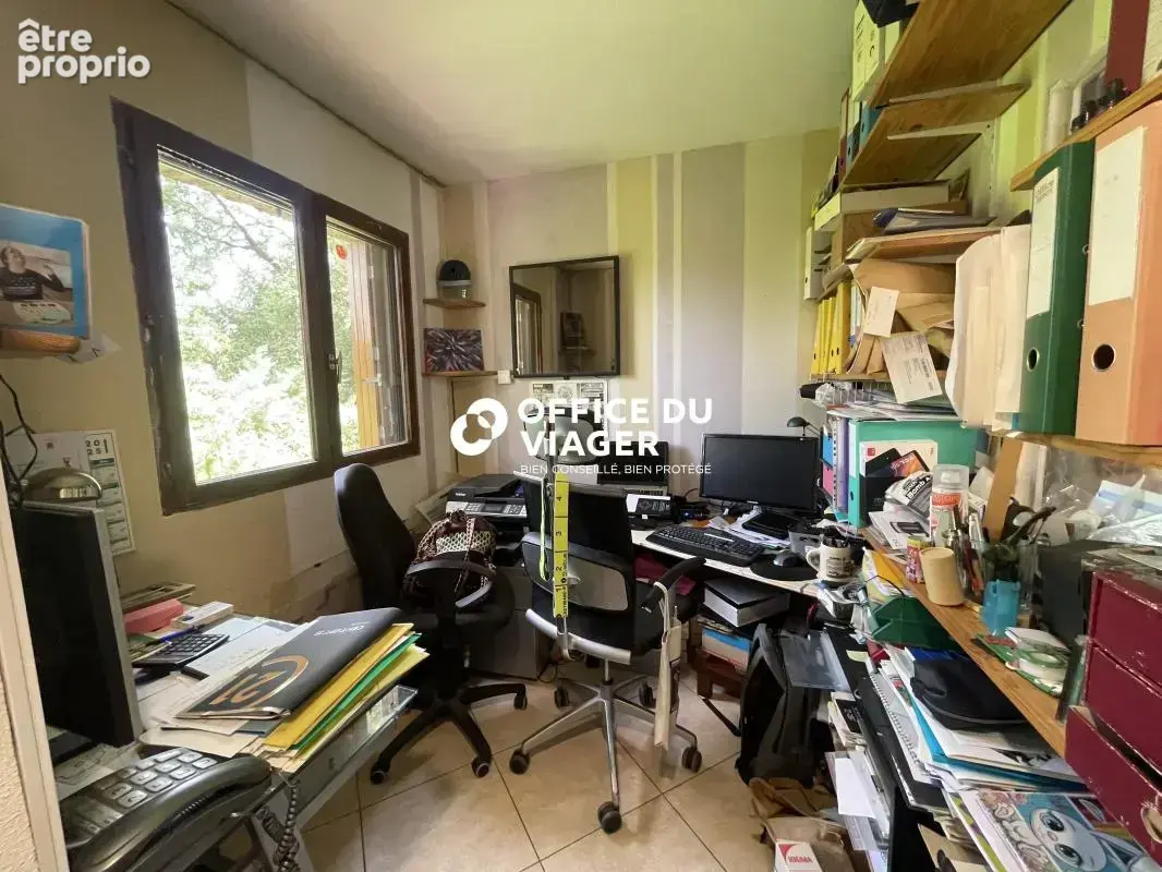 Maison - 184,37 m² - 5 pièces - photo 13