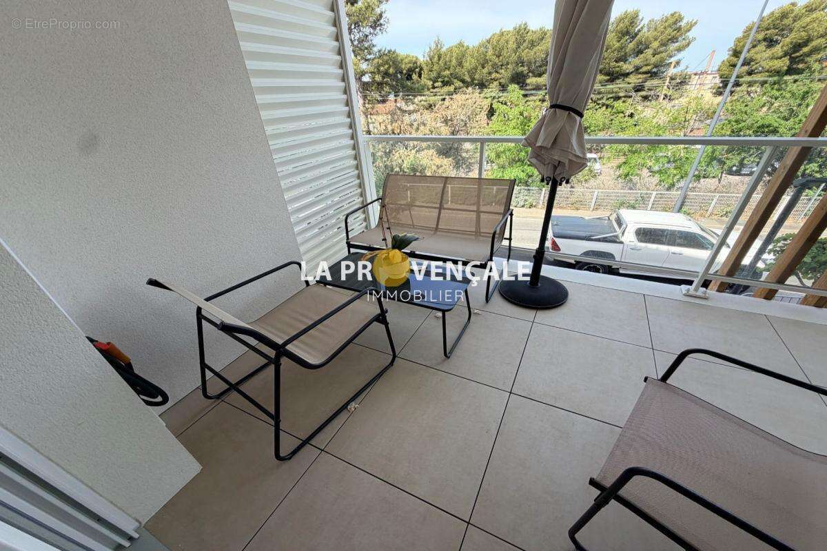 Appartement à ROGNAC
