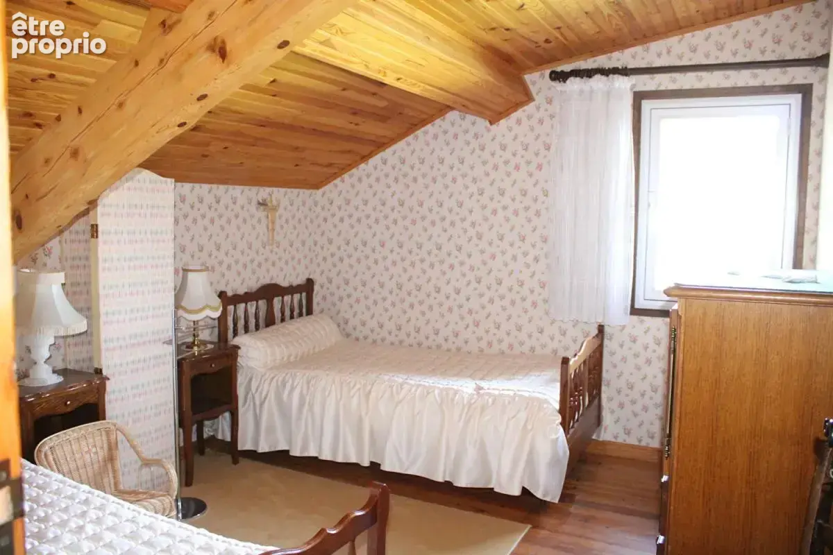Exclusivité Maison avec deux habitations de 166 m2 sur une parcelle de 5400 m² - photo 12