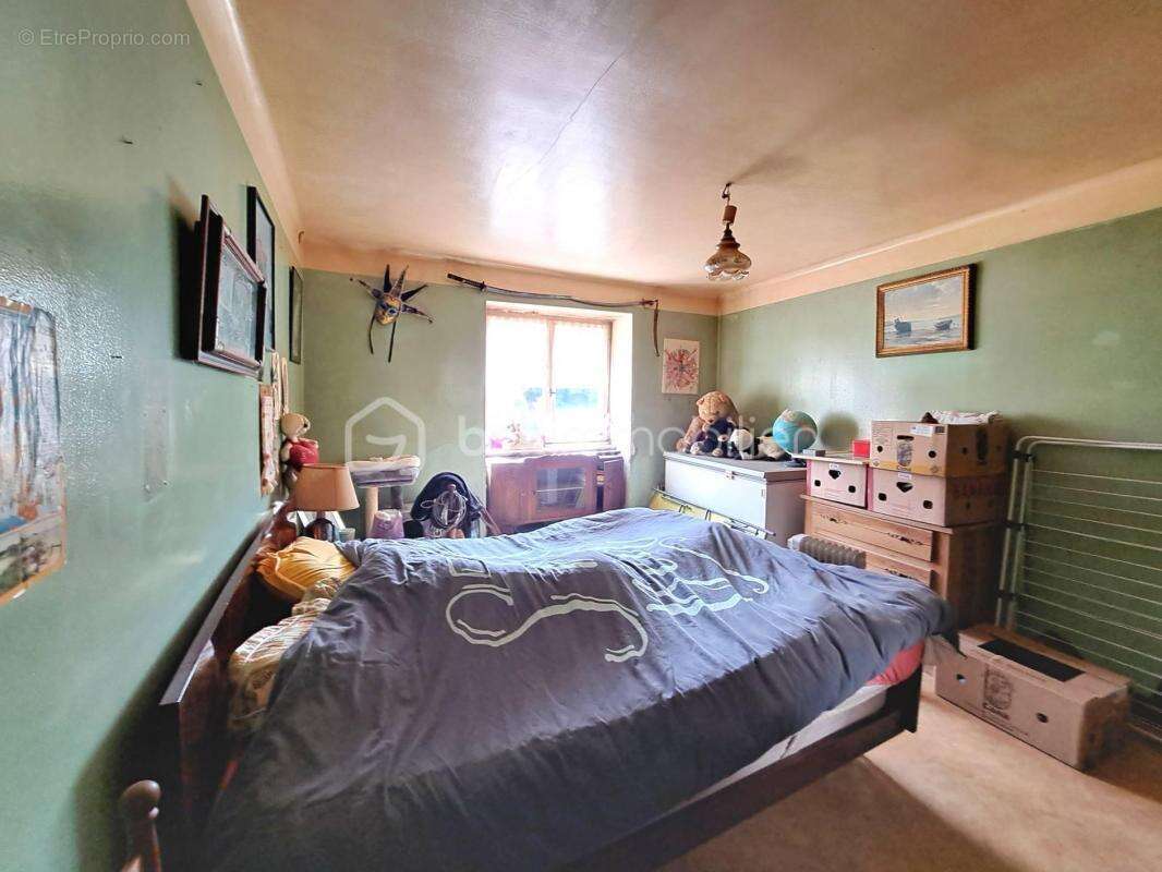 Maison à LOQUEFFRET