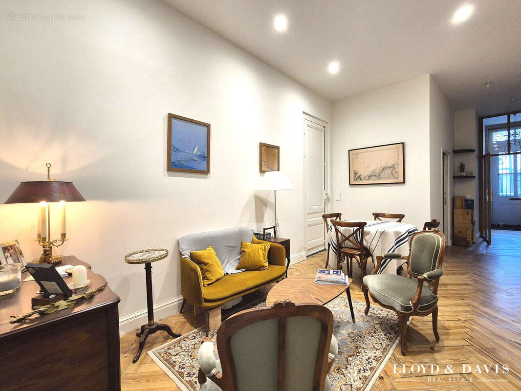 Appartement à BORDEAUX