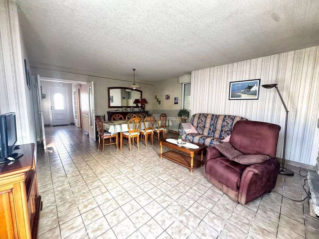 Maison à GUIPRONVEL