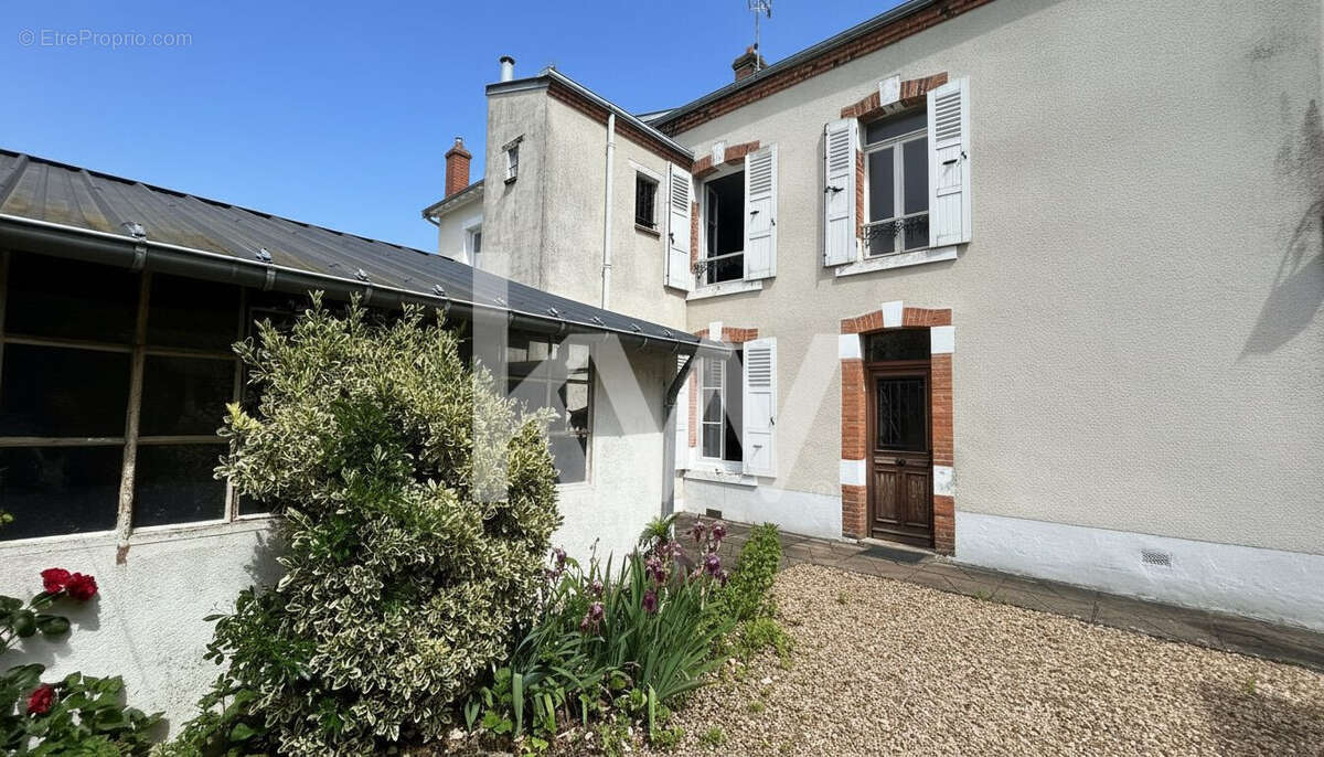 Maison 118 m² à Orleans  - photo 8