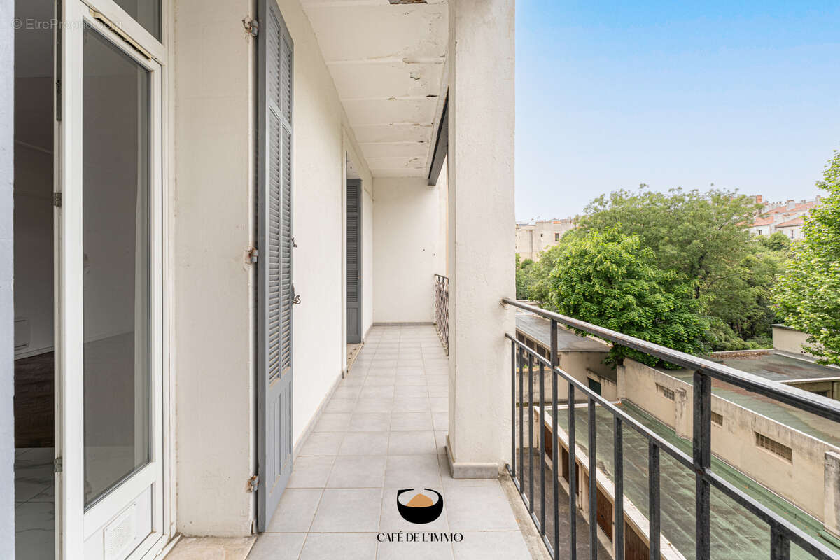 Appartement à MARSEILLE-8E