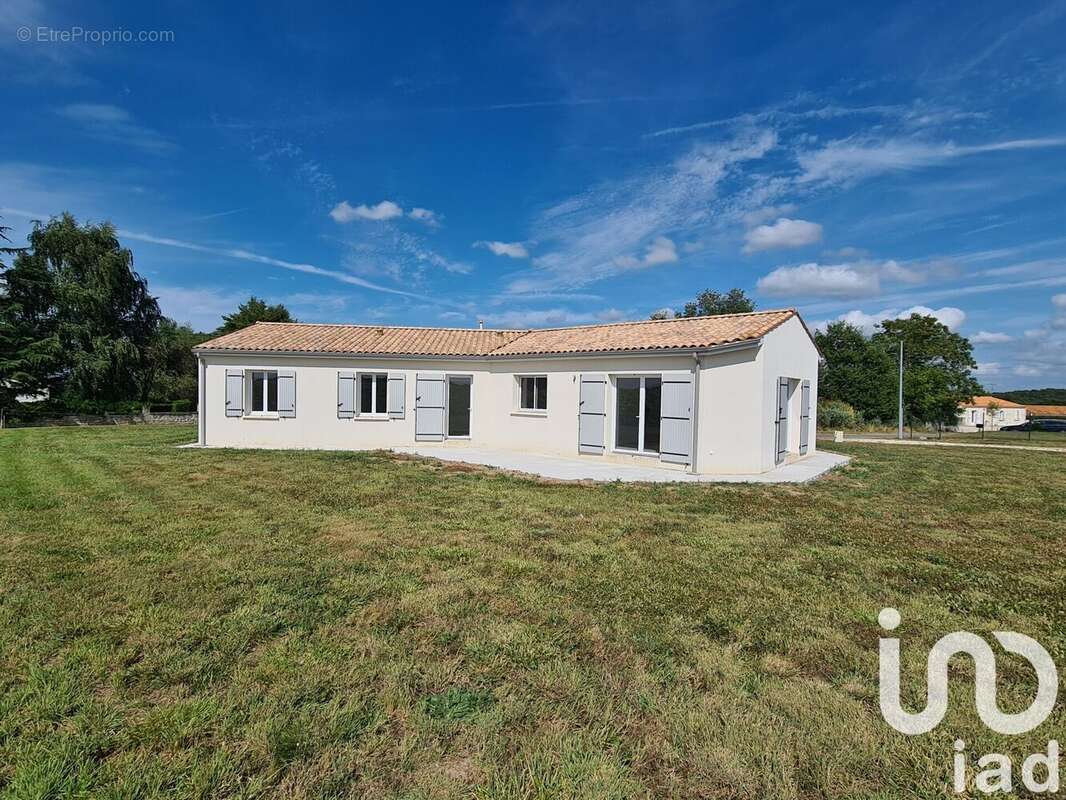 Photo 5 - Maison à LES ESSARDS