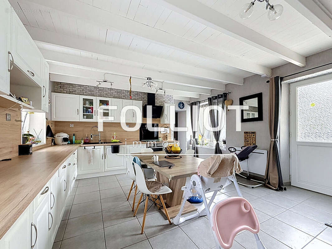 A vendre maison 189m² Champeaux 50530 - photo 8