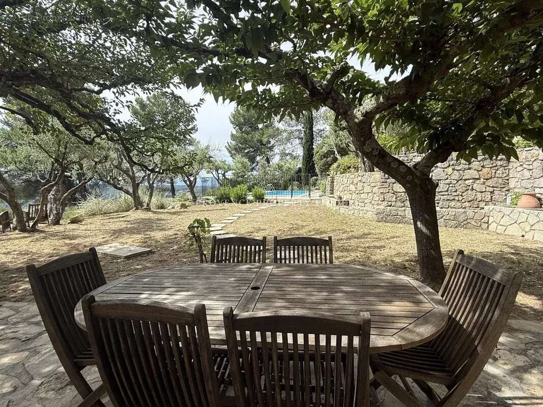 Maison à LORGUES