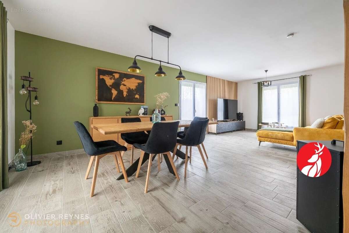 Maison à LA CHAPELLE-LA-REINE