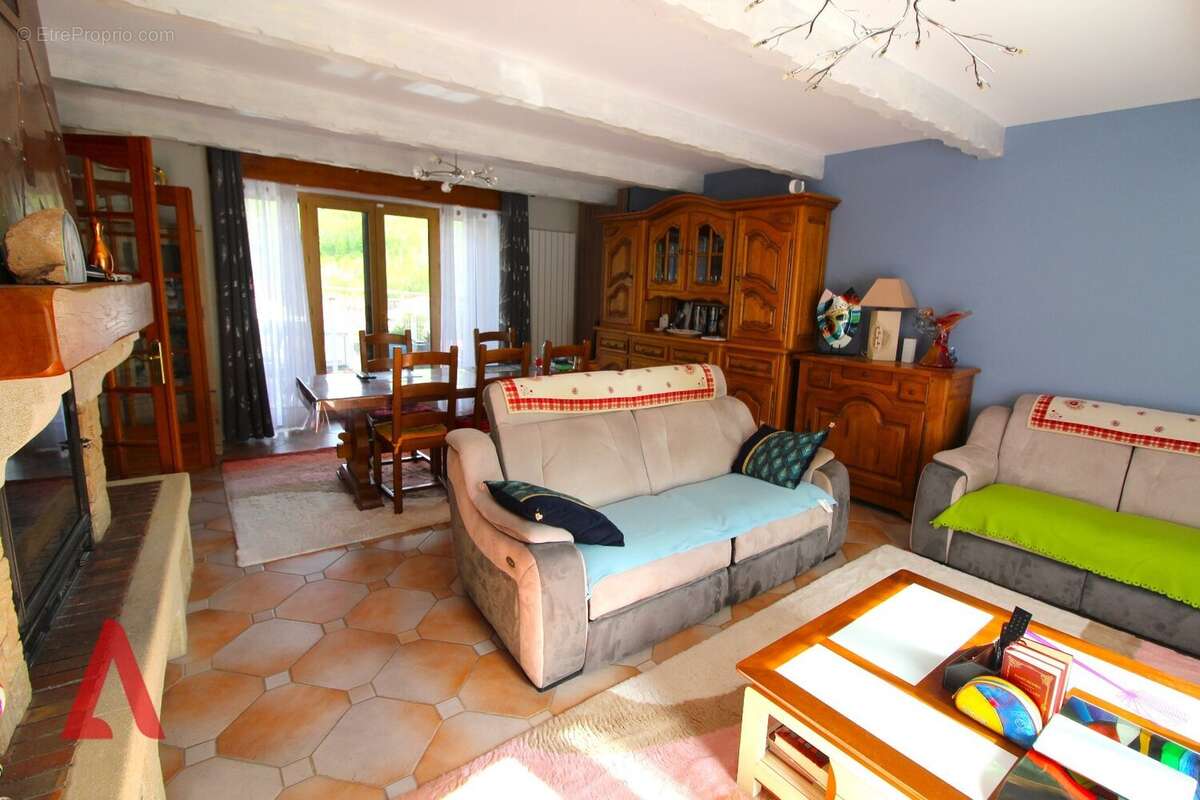 Maison à AVENE