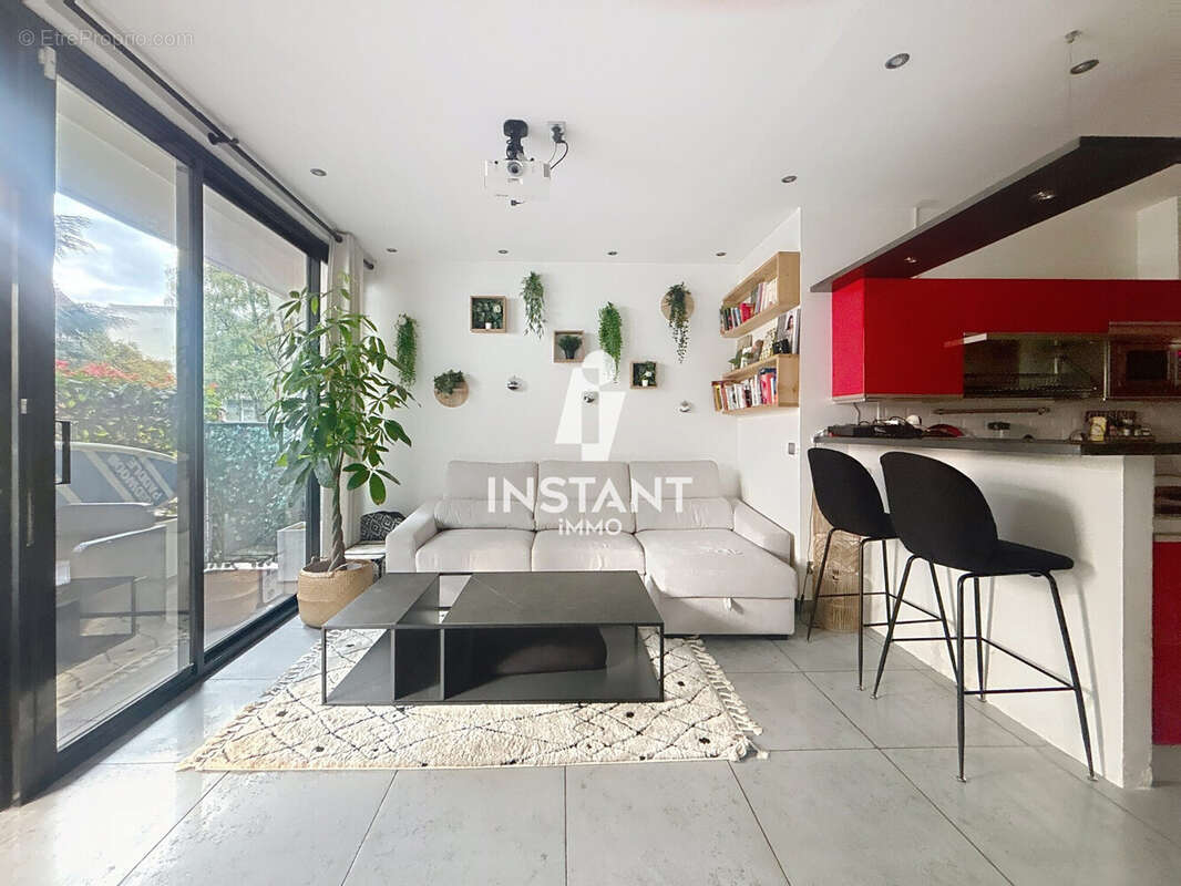 Appartement à NOGENT-SUR-MARNE