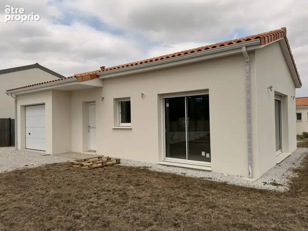 Maison de plain-pied au cœur de Mansle - photo 2