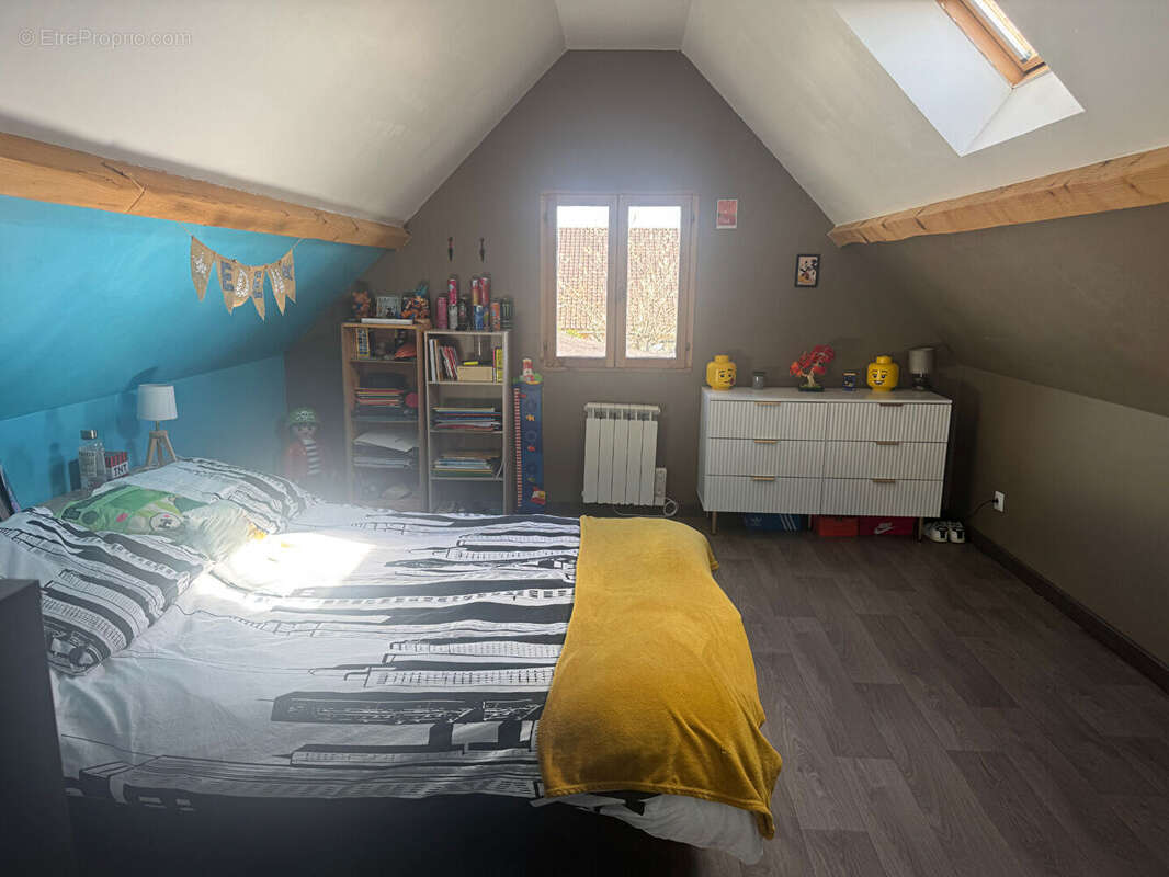 Maison à VILLENEUVE-SUR-ALLIER