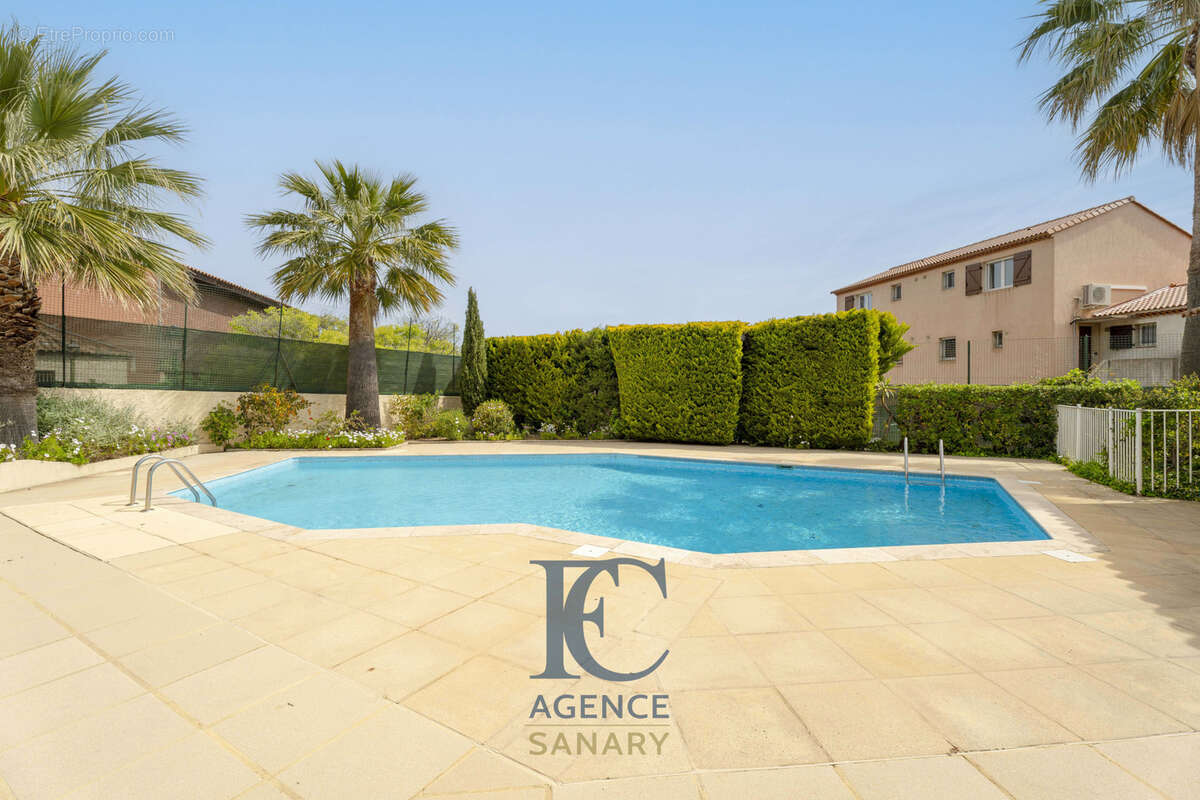 Appartement à CARQUEIRANNE