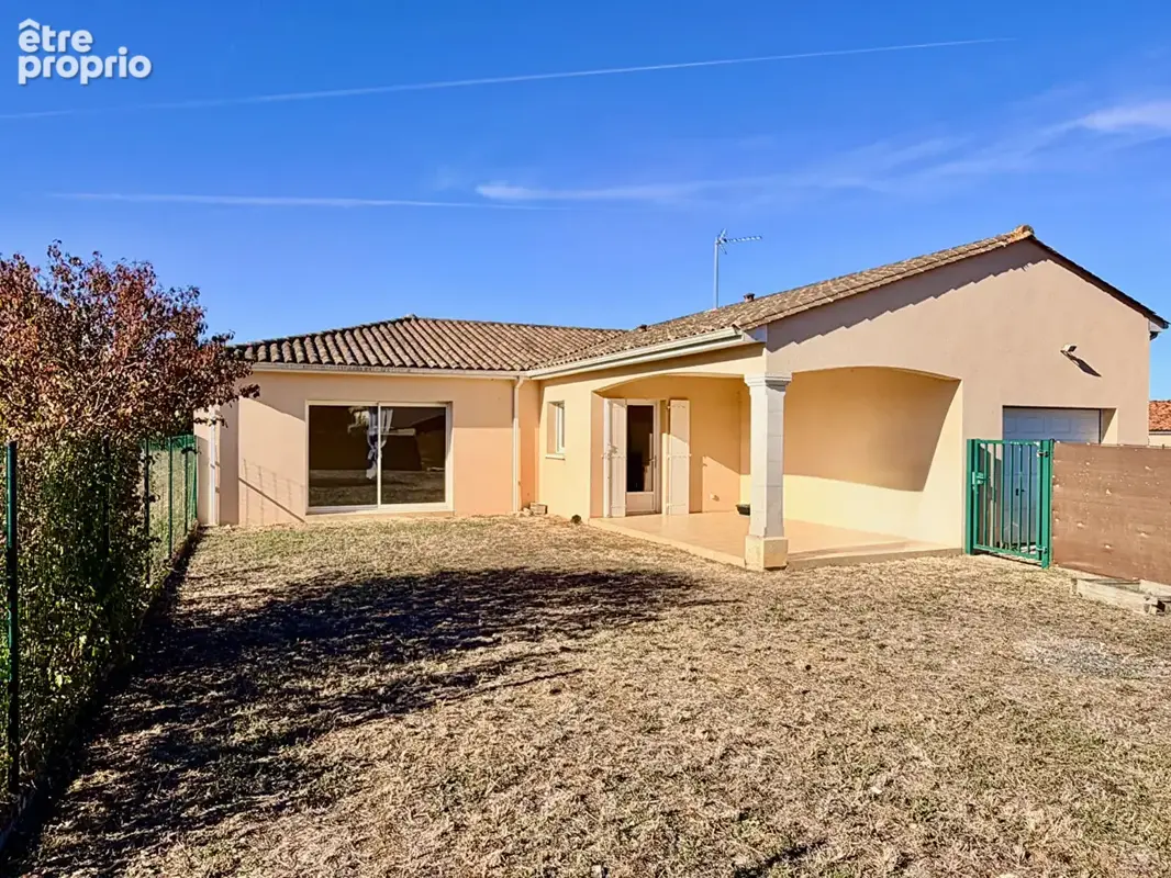 Maison Magnac-sur-Touvre 5 pièce(s) 95 m2 - photo 1