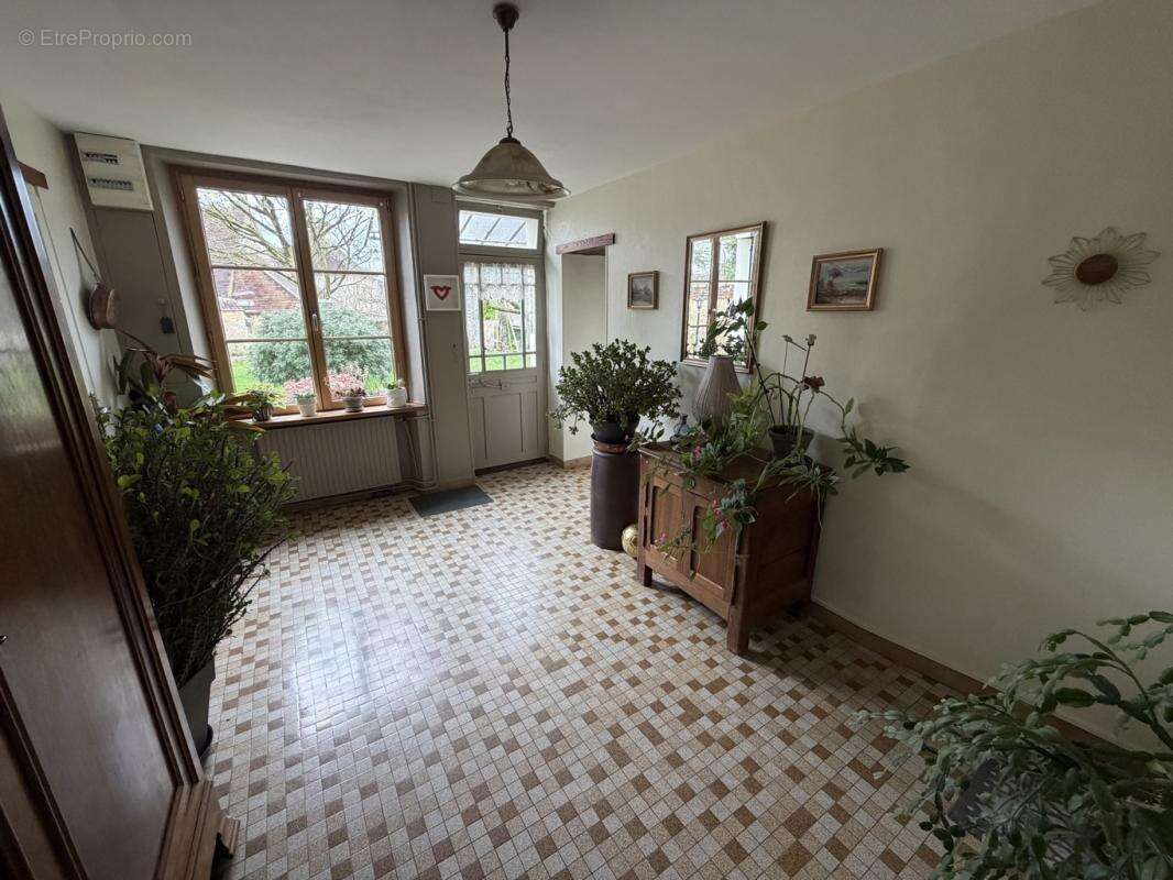 Maison à LE PIN-LA-GARENNE