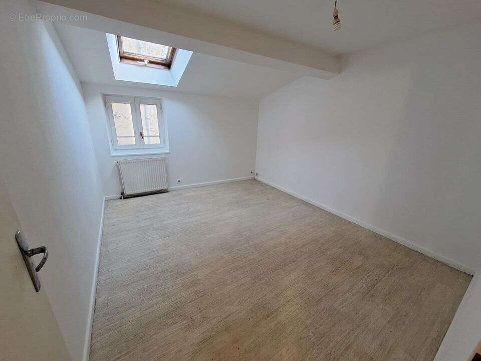 Maison à TOURNON-SUR-RHONE