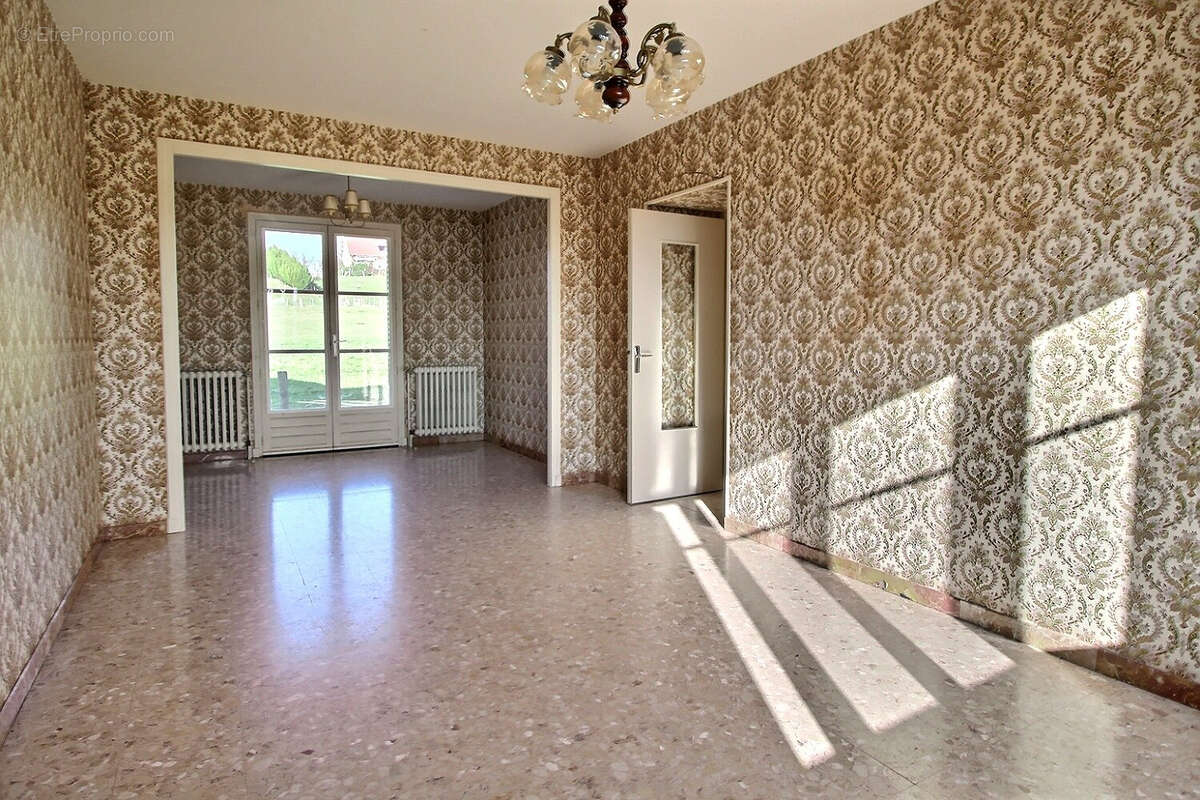 ST CLEMENT SUR GUYE, maison  4 pièce(s) 100 m2 avec vue dégagée - photo 2