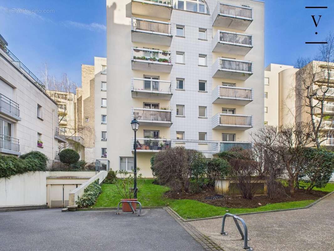 Appartement à PARIS-11E