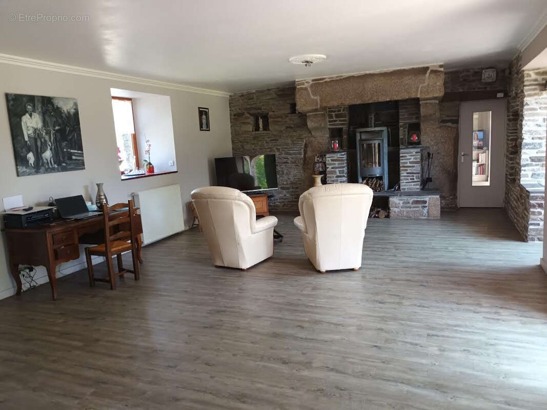 Maison à SAINT-IGEAUX