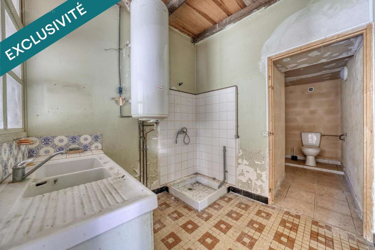 Maison 700 m² à Thenac  - photo 5