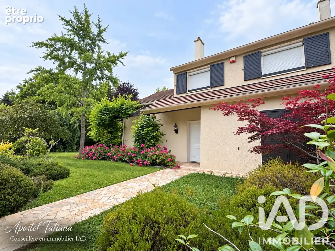 Photo 1 - Maison à LOUVECIENNES