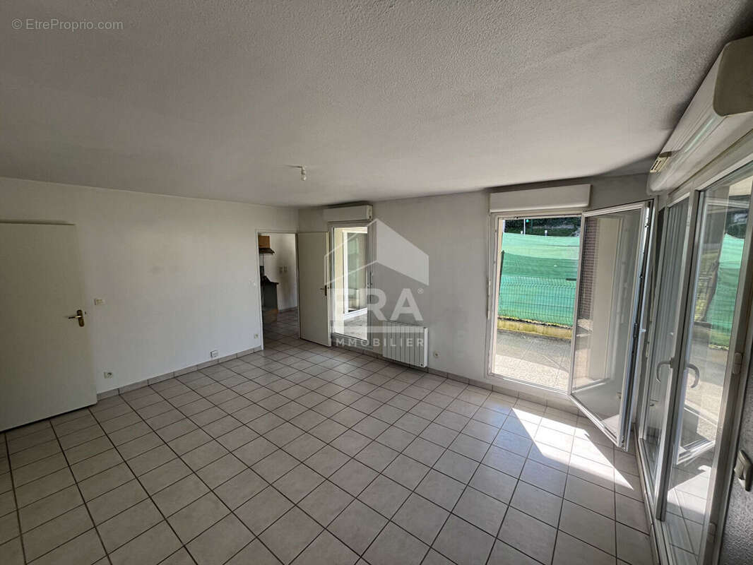 Appartement à CANTELEU