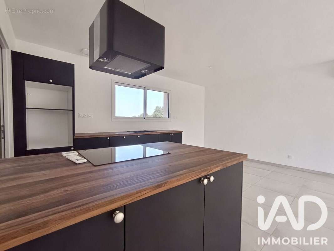 Maison 90 m² à Montaner  - photo 8