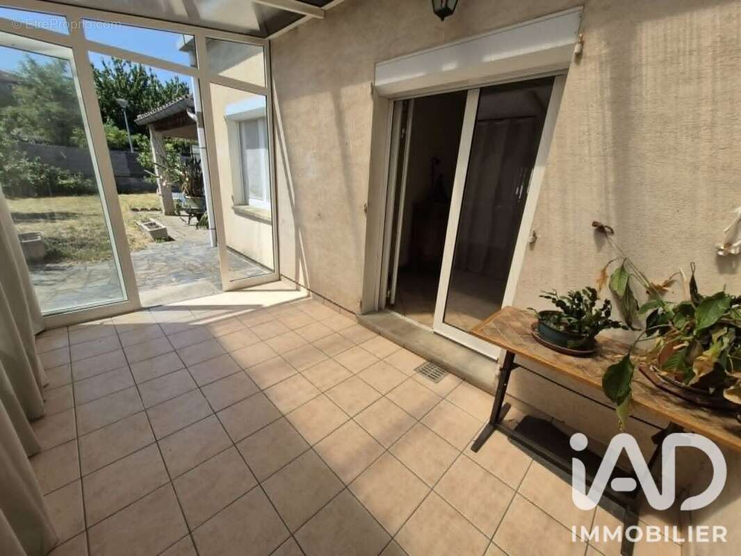 Maison 93 m² à Aussillon  - photo 7