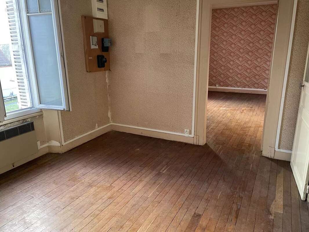 Maison à VILLEDIEU-SUR-INDRE