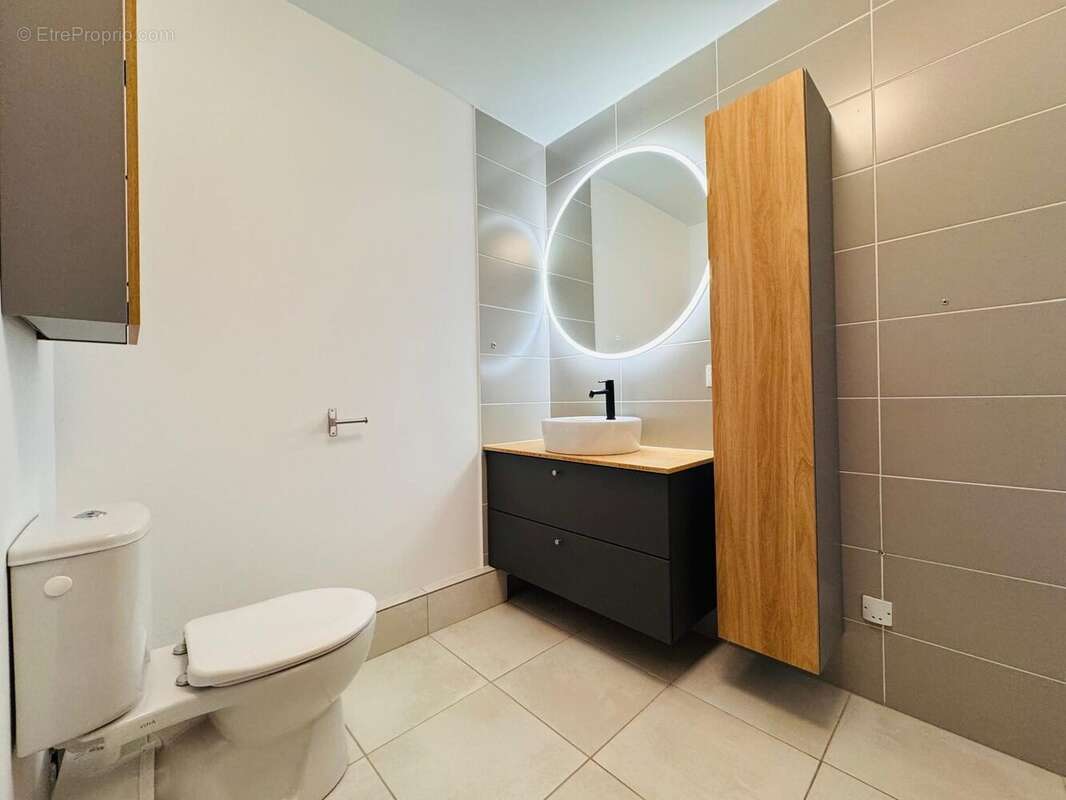 Appartement à VILLENEUVE-LES-AVIGNON