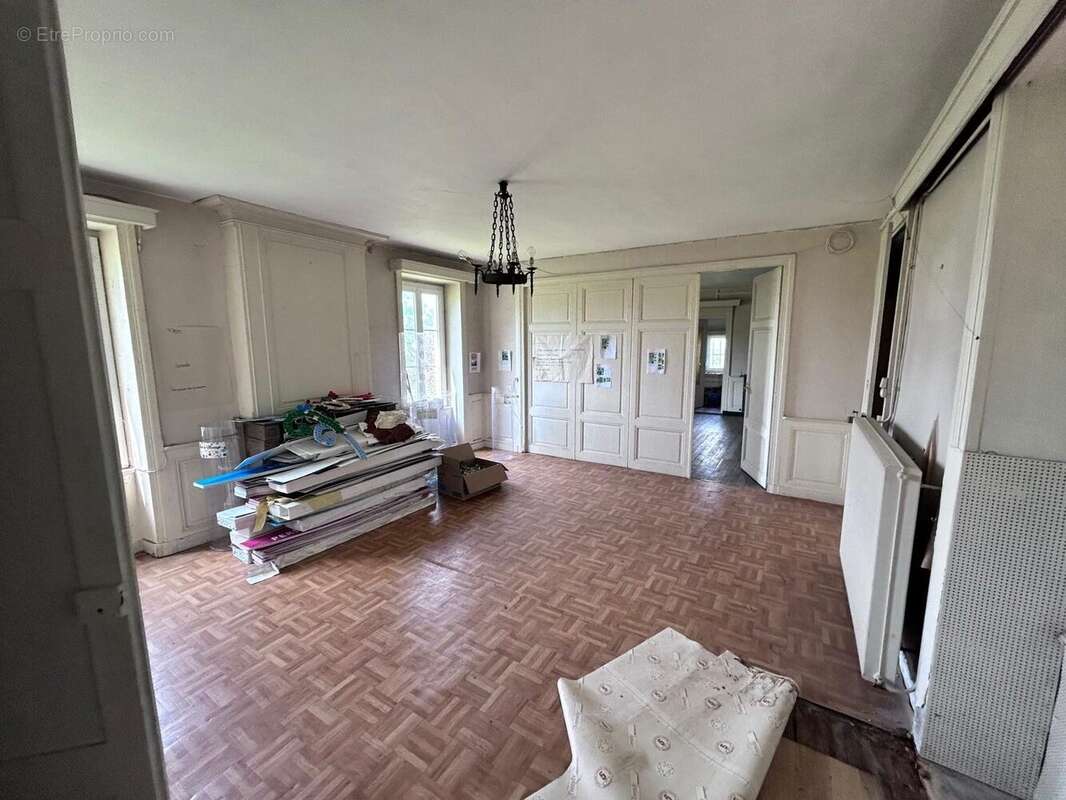 Appartement à COUTOUVRE