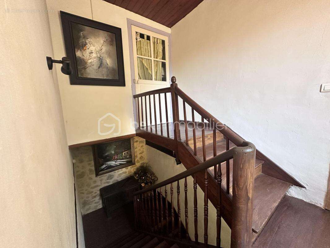 Superbe domaine gersois avec deux maisons, idéale pour de la location ou pour une activité type chambre d'hôtes ou autre - photo 24