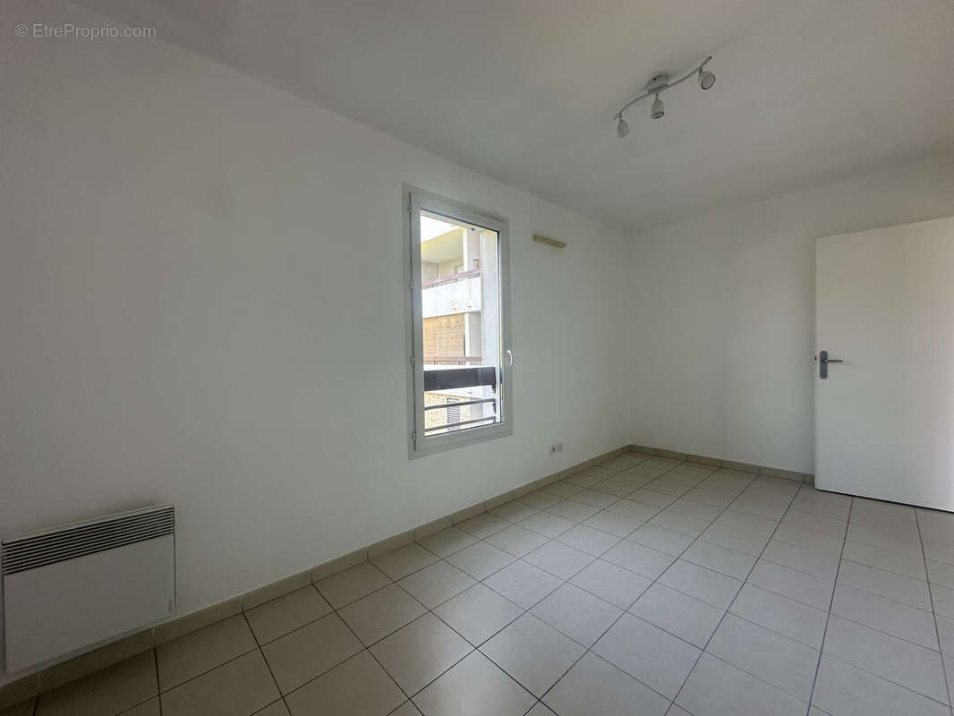 Appartement à MARSEILLE-14E