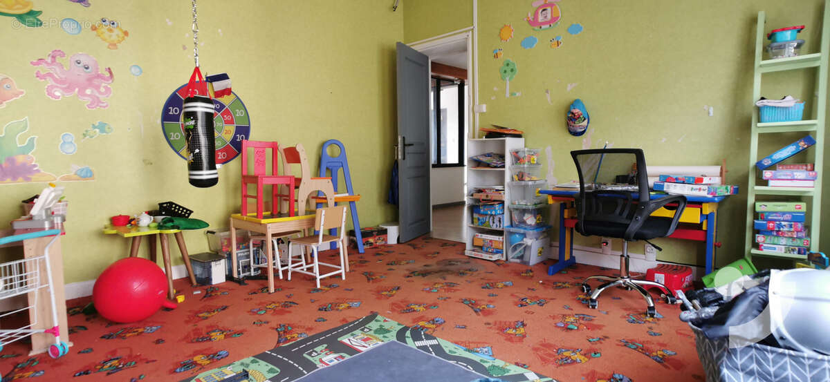 Appartement à DAMERY