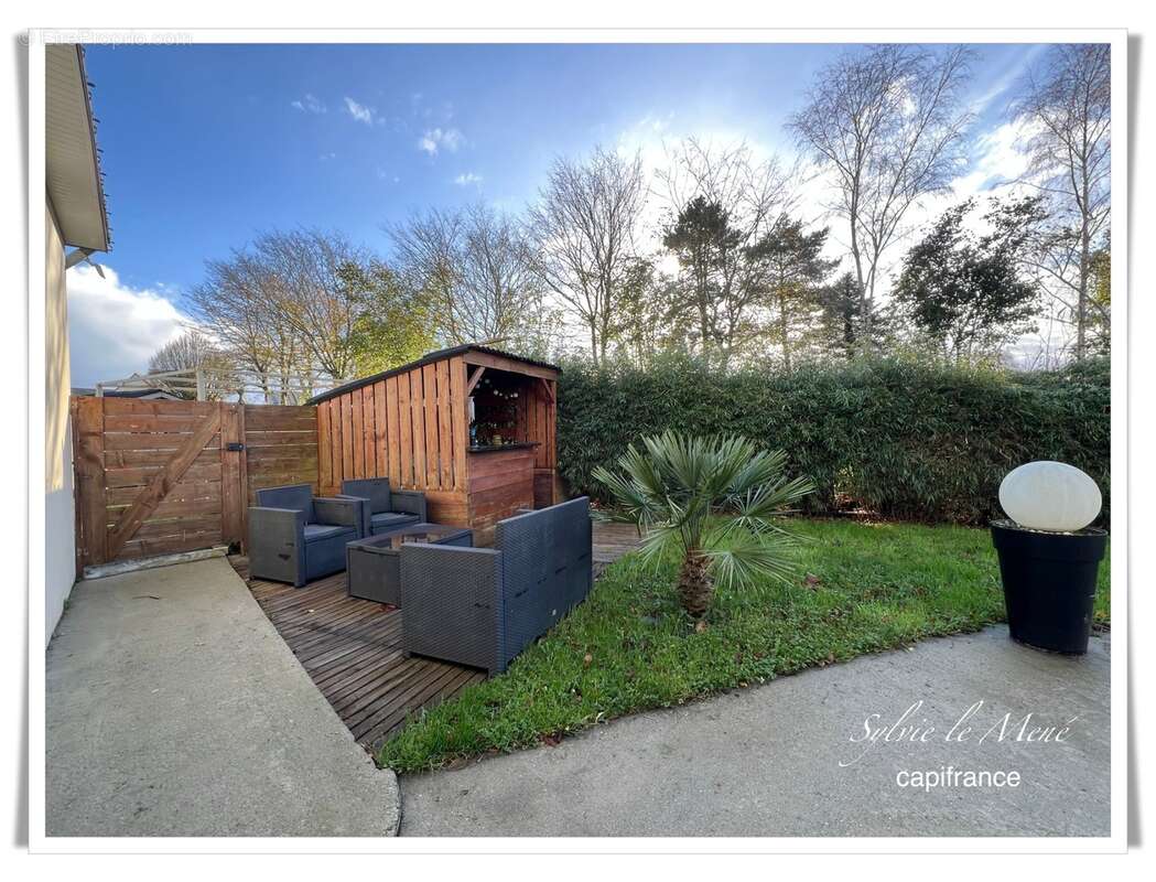 À vendre au Sourn, à proximité immédiate de Pontivy : découvrez cette spacieuse maison familiale de plus de 200 m² habitables - photo 30