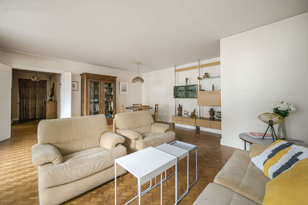 Appartement à PARIS-12E