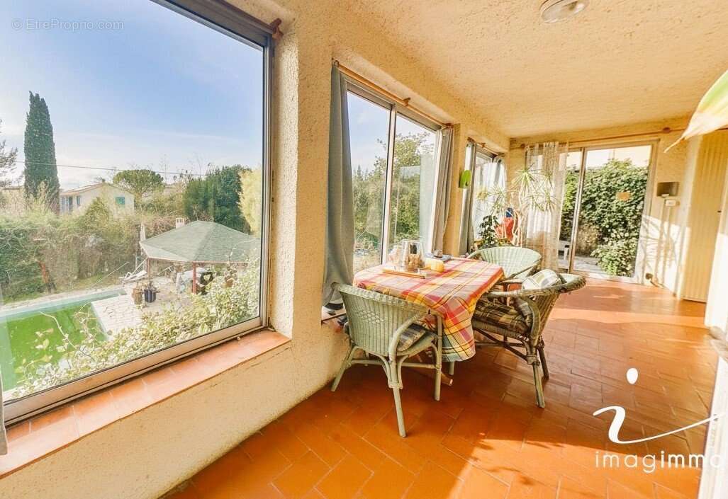 Maison à SAUSSAN