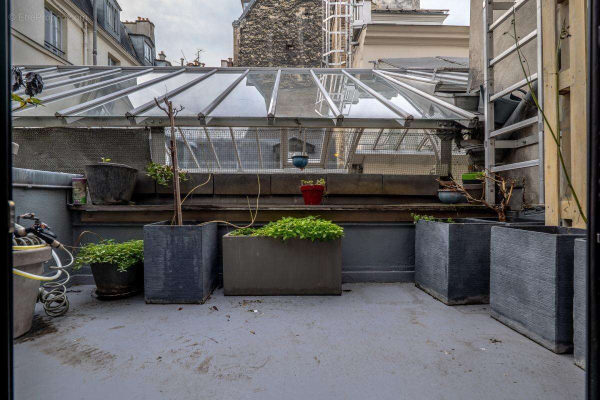 Appartement à PARIS-2E