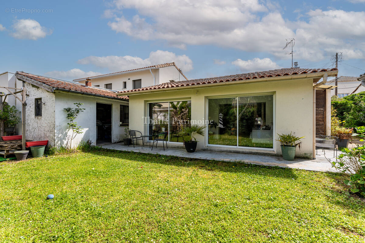 Maison à LE BOUSCAT