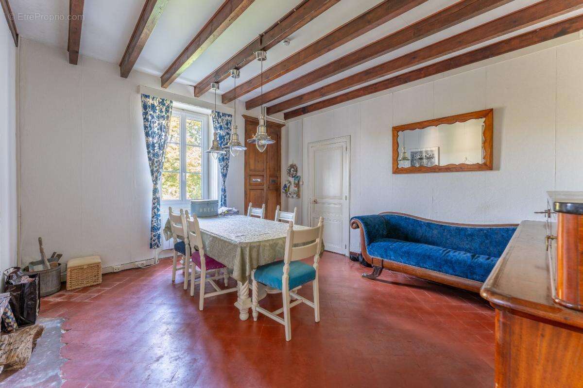 Maison à ROUMAZIERES-LOUBERT
