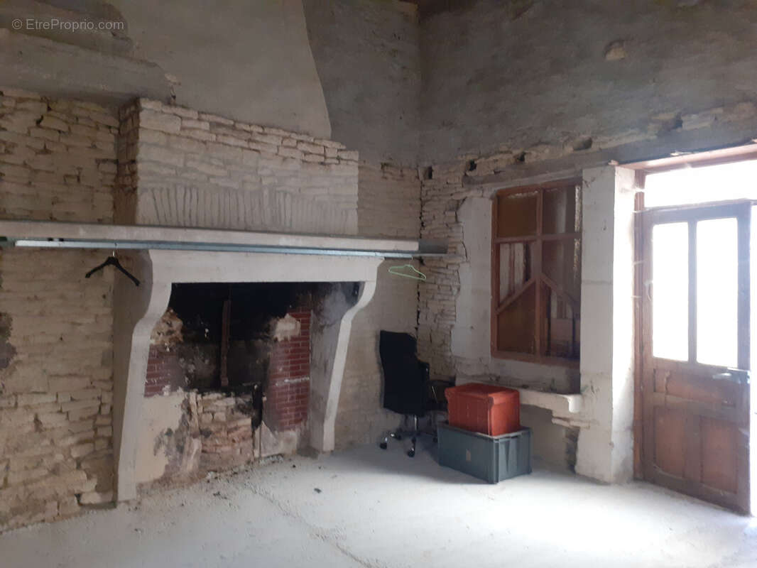 Maison à COUVIGNON