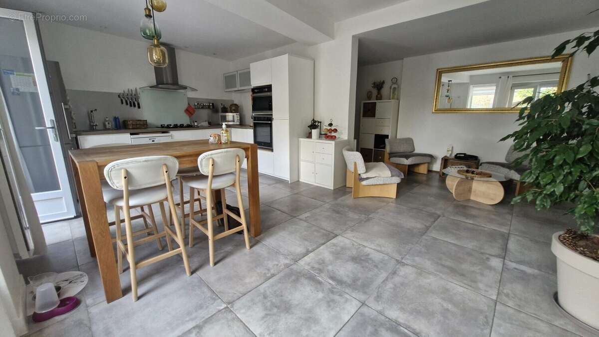 Maison à BOISSY-L'AILLERIE